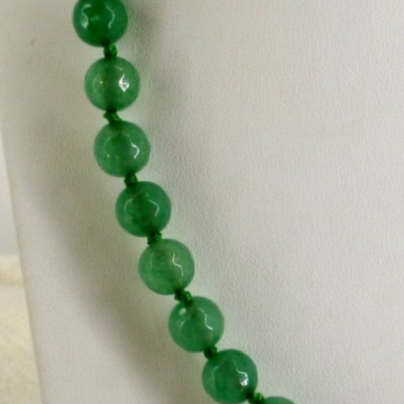 Jewelry Necklace Jade Green Faceted Glass Beads Hand Knotted 2 Nwot